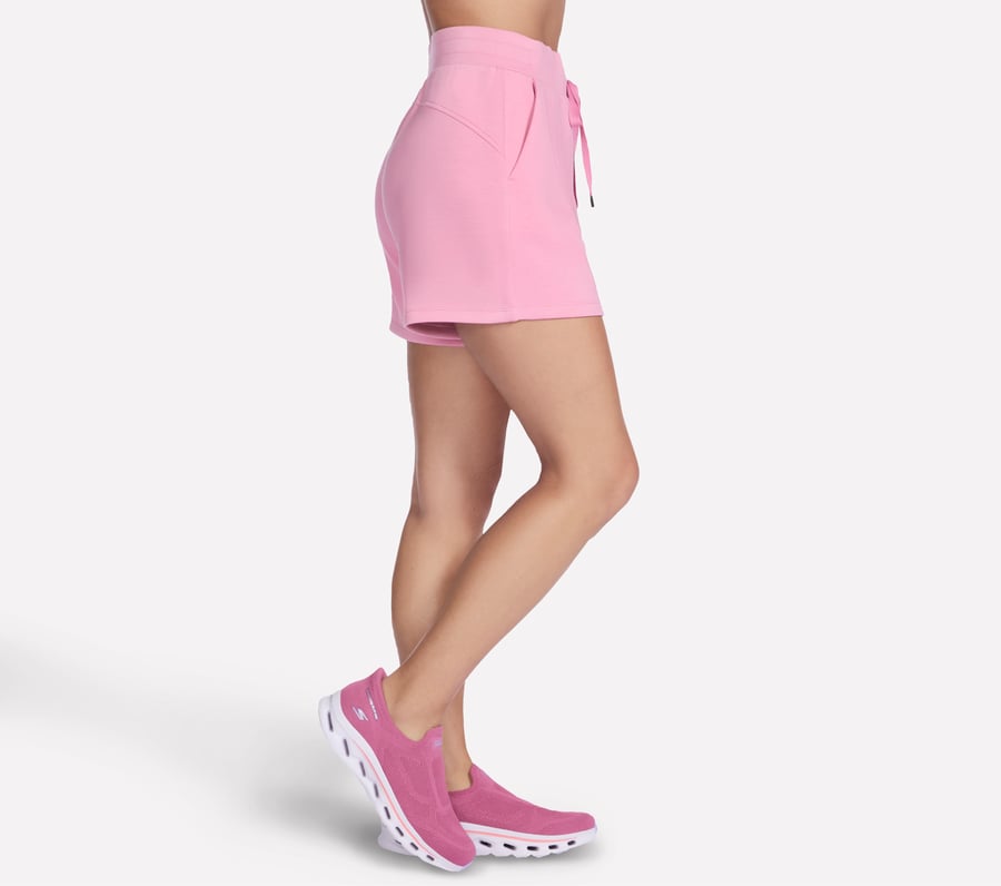 short skechluxe elevate