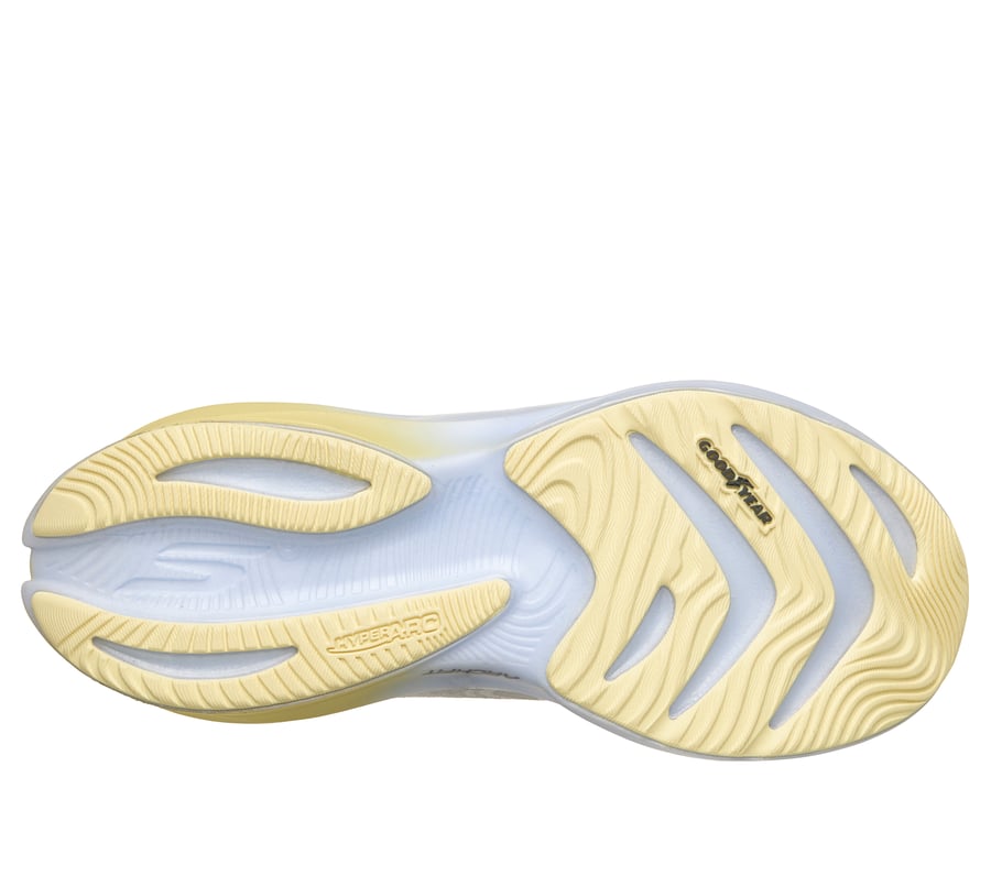 skechers aero spark