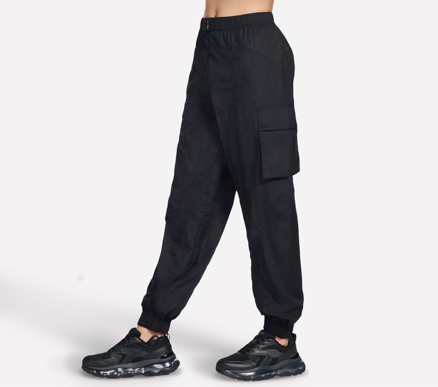 jogging cargo sideline