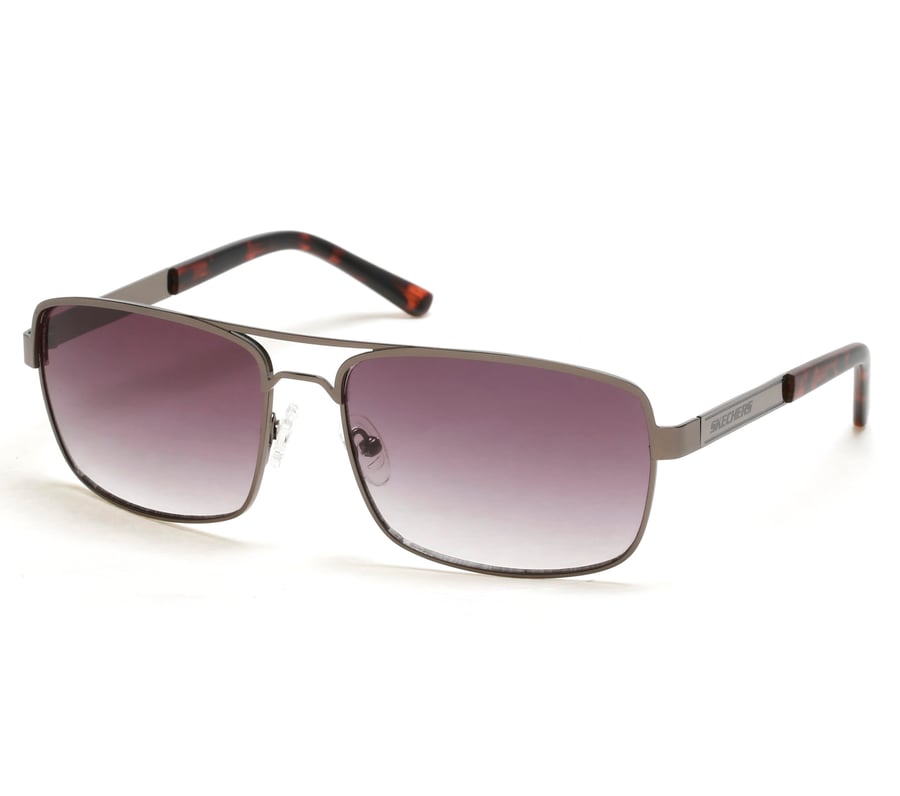 lunettes de soleil à monture métallique
